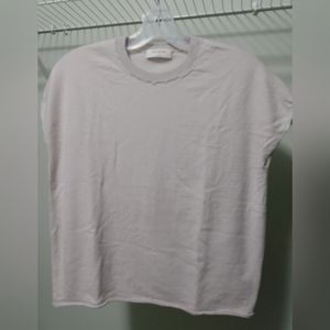 Soft light pink crew neck pure wool shirt sleeves sweater